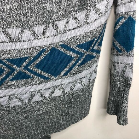 Romeo & Juliet Couture Aztec Sweater Size Small - Picture 5 of 8
